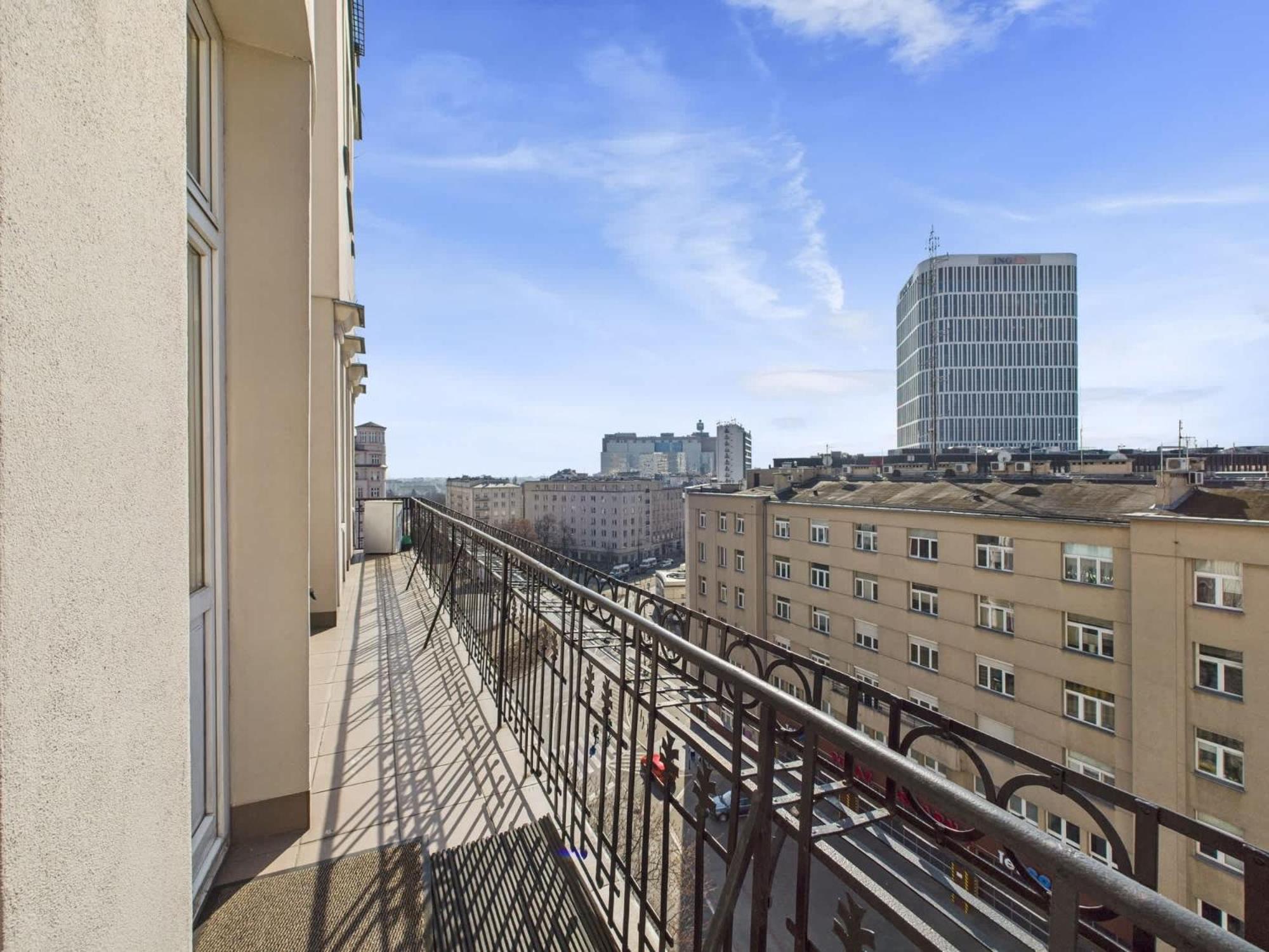 Exceptional Located Near Royal Baths Park By Renters * Warszawa