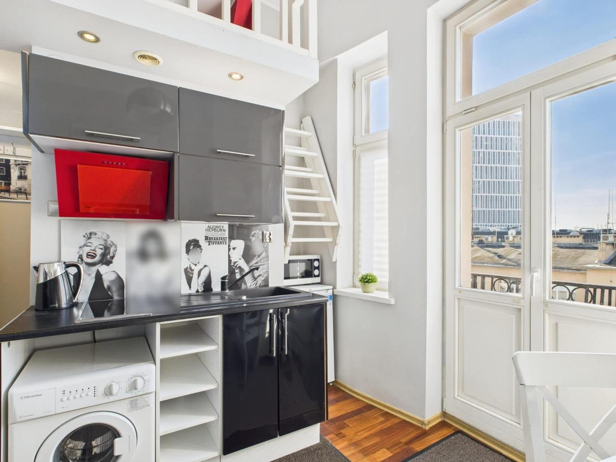 Apartament Exceptional Located Near Royal Baths Park By Renters